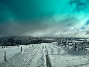 Refuge de montagne insolite, Cantal, Burons, Auvergne